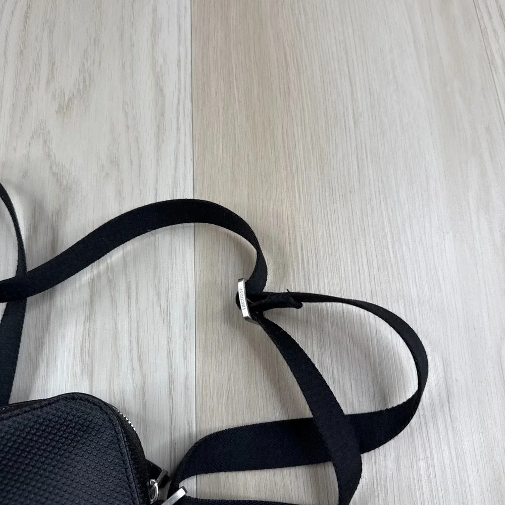 Lacoste Mens Black Polyamide Lining Chantaco Zip Closure Crossbody Camera Bag